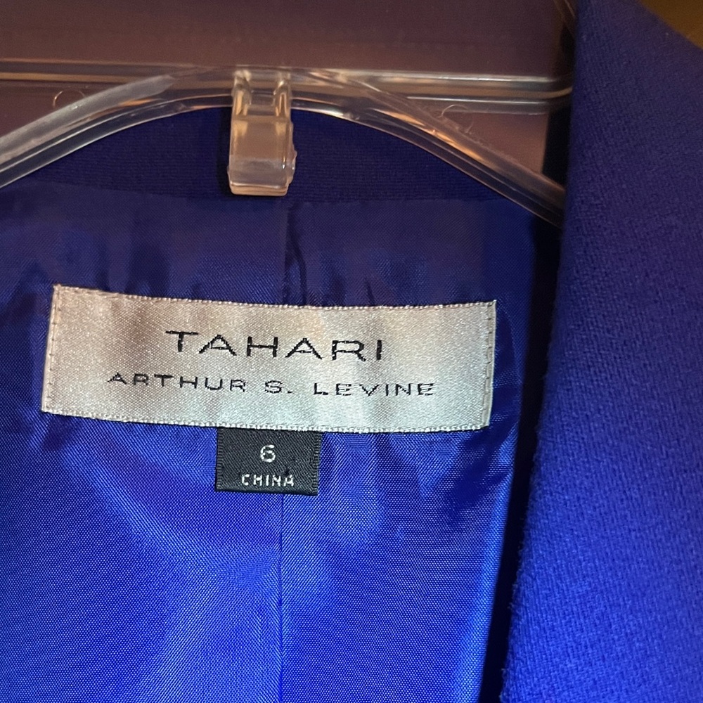 Tahari Jacket - Picture 2 of 4